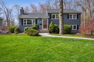 181 Center Ave, Chatham Boro, NJ 07928