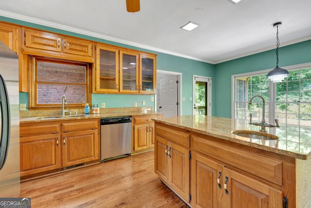 370 River Cove Road, Social Circle, GA 30025