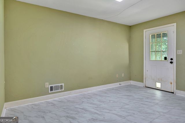 370 River Cove Road, Social Circle, GA 30025