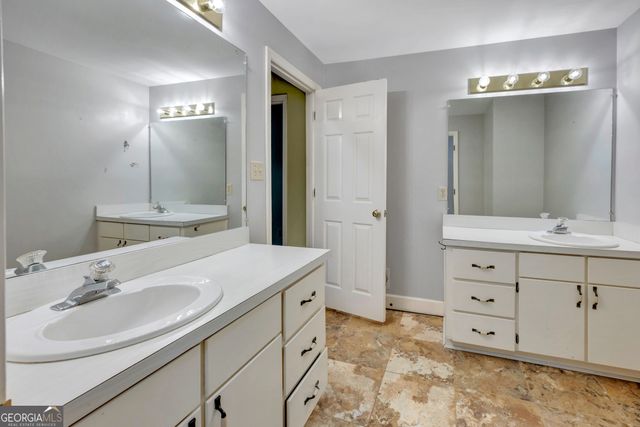370 River Cove Road, Social Circle, GA 30025