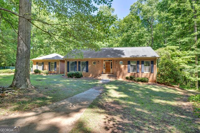 370 River Cove Road, Social Circle, GA 30025
