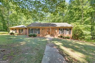 370 River Cove Road, Social Circle, GA 30025