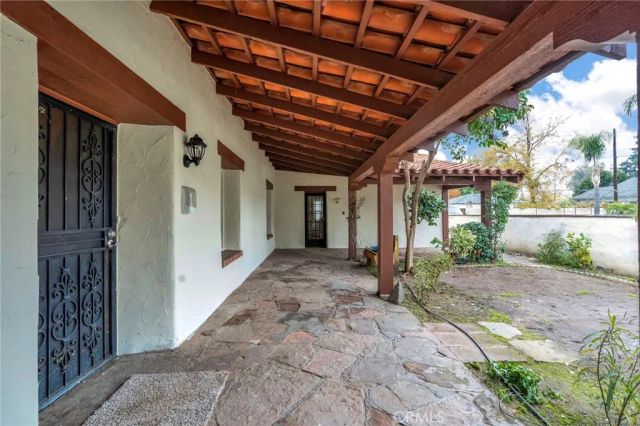 815 W Yosemite, Madera, CA 93637