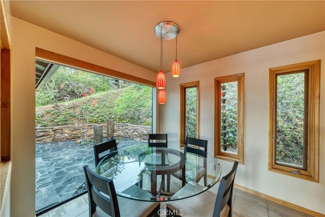 1530 Poppy Peak, Pasadena, CA 91105