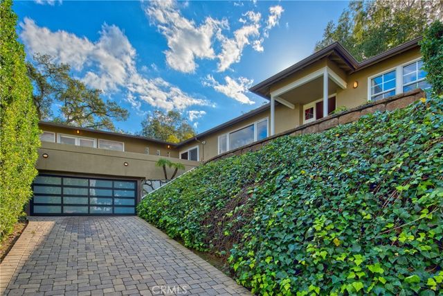 1530 Poppy Peak, Pasadena, CA 91105