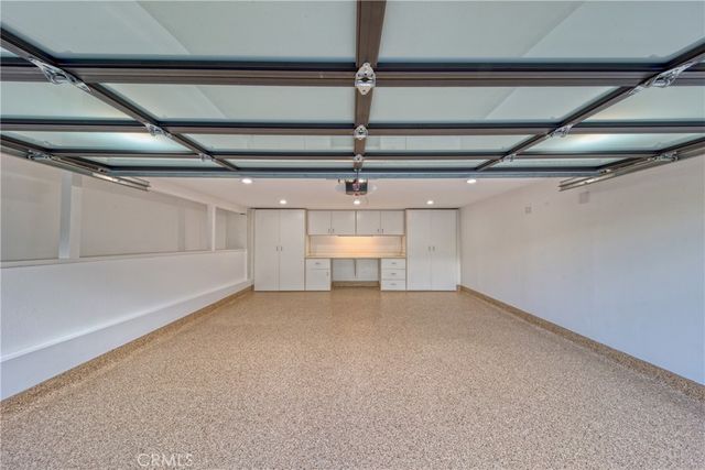 1530 Poppy Peak, Pasadena, CA 91105