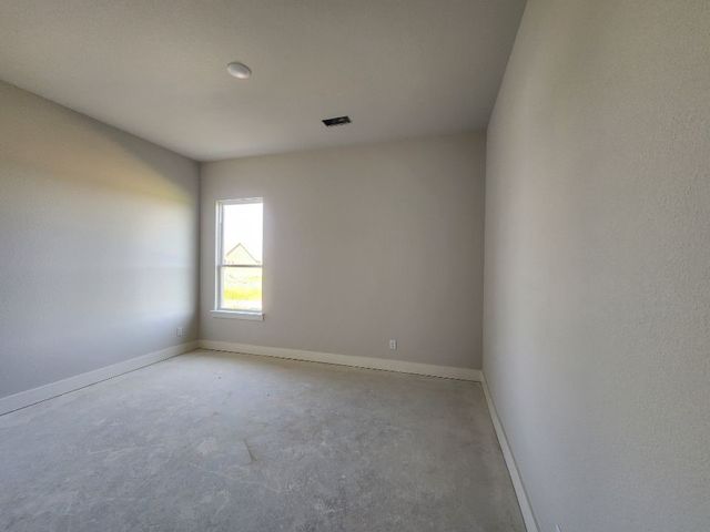 12213 Crystal Drive, Krum, TX 76249