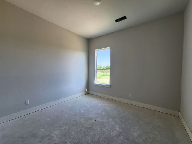 12213 Crystal Drive, Krum, TX 76249