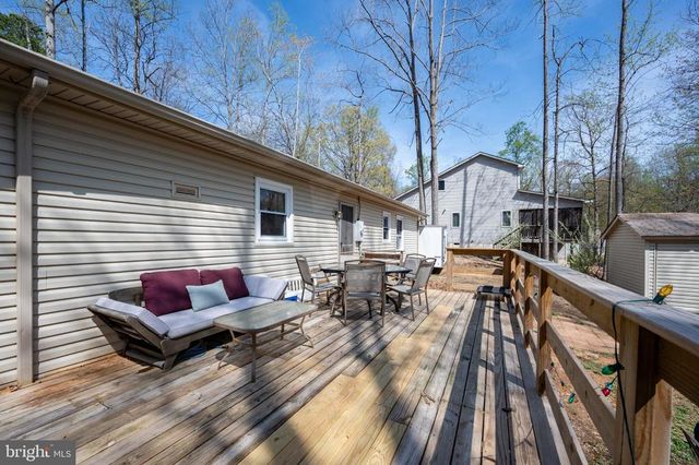 205 MONUMENT RD, Locust Grove, VA 22508