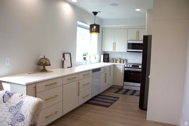 2091 N 3430 W, Clinton, UT 84015