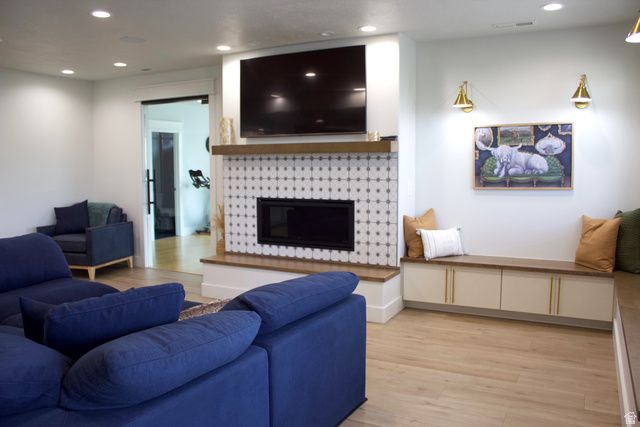 2091 N 3430 W, Clinton, UT 84015