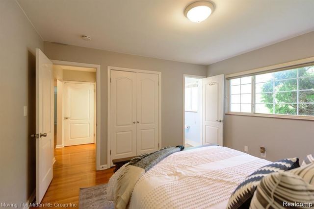 487 N Eton Street B5, Birmingham, MI 48009