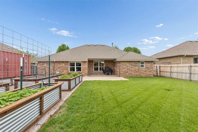 8817 NW 71st Street, Oklahoma City, OK 73132