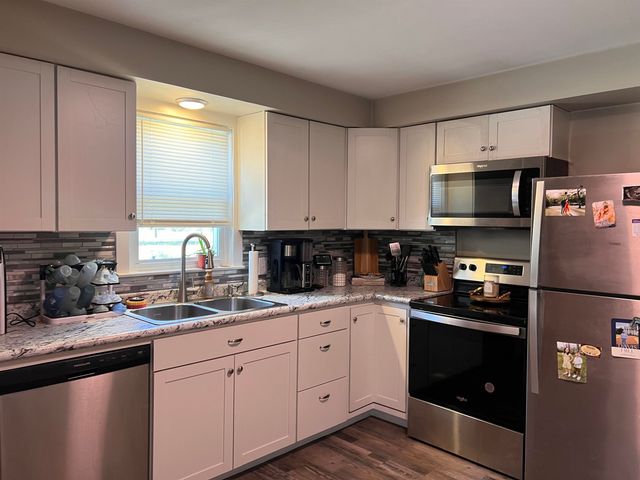 964 Iron Ore Rd, Spartanburg, SC 29303