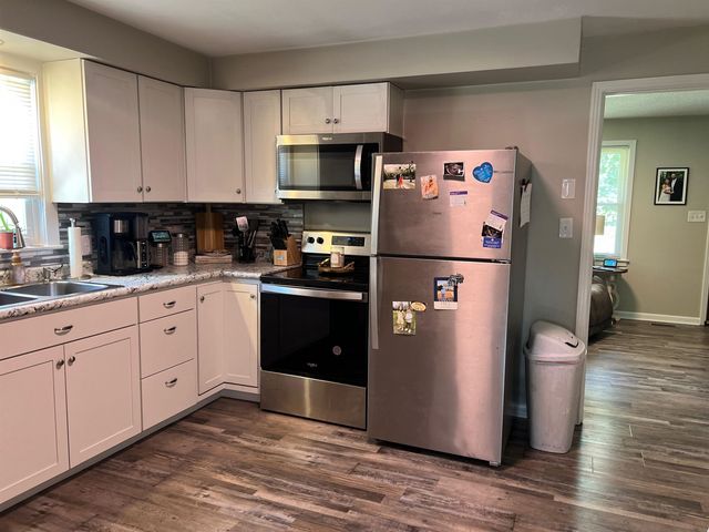 964 Iron Ore Rd, Spartanburg, SC 29303