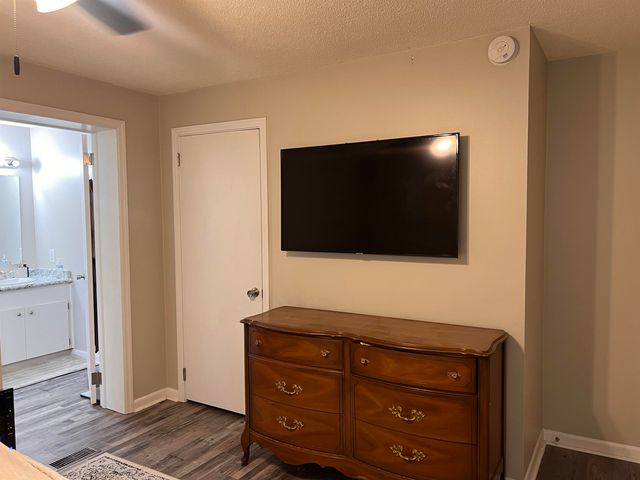 964 Iron Ore Rd, Spartanburg, SC 29303