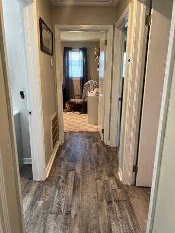 964 Iron Ore Rd, Spartanburg, SC 29303