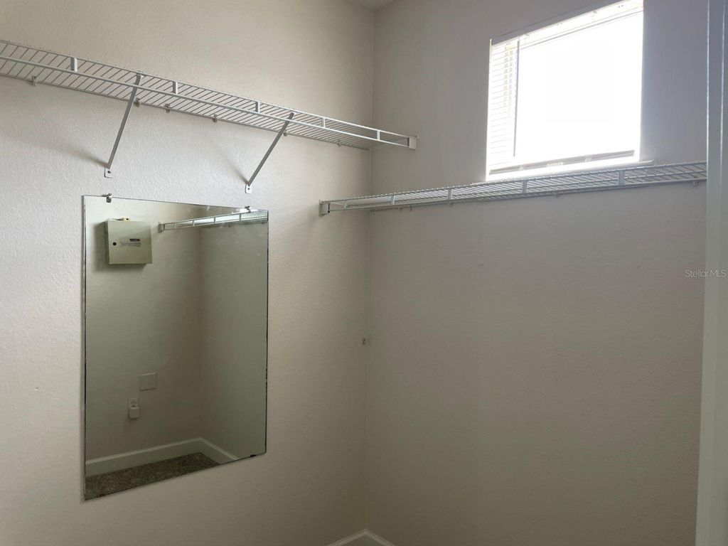 Image 19 of property listing at 6673 TIME SQUARE AVENUE 102, Orlando, FL 32835