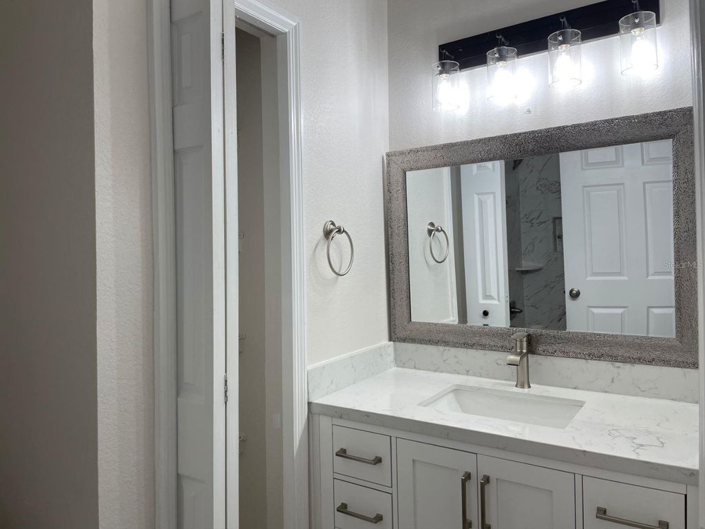 Image 20 of property listing at 6673 TIME SQUARE AVENUE 102, Orlando, FL 32835