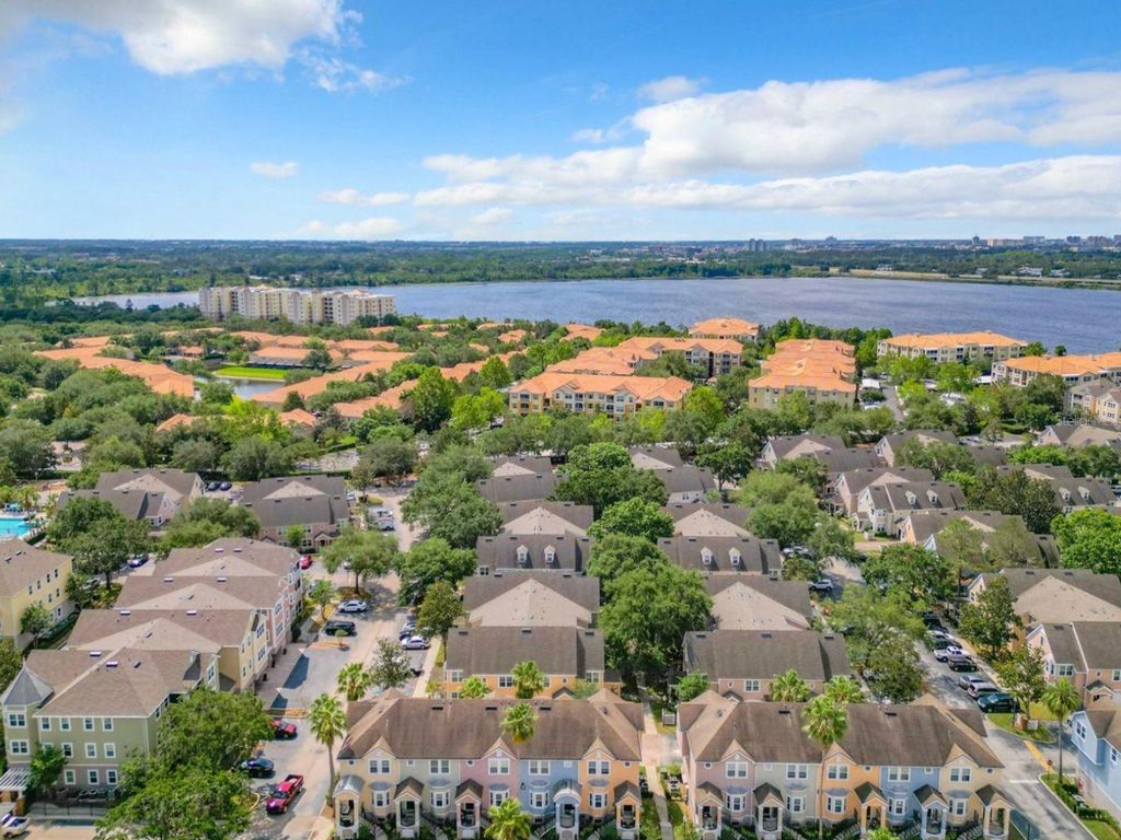 Image 39 of property listing at 6673 TIME SQUARE AVENUE 102, Orlando, FL 32835