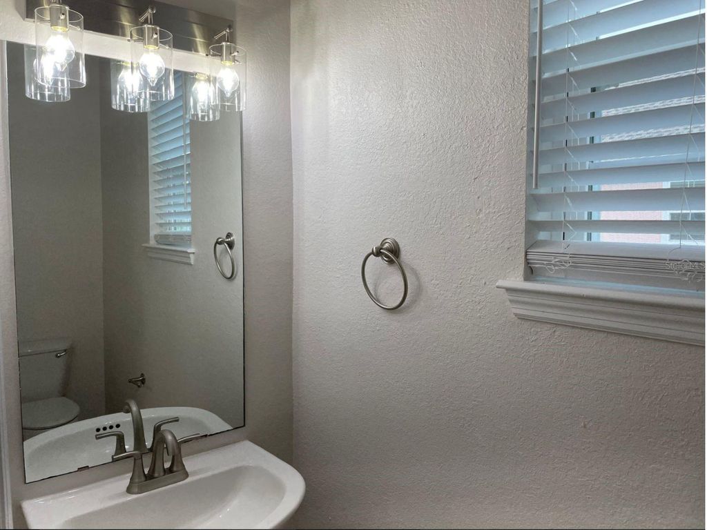 Image 9 of property listing at 6673 TIME SQUARE AVENUE 102, Orlando, FL 32835