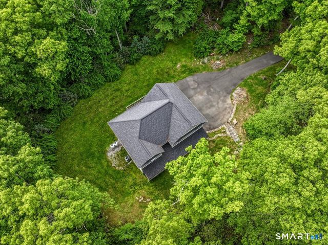 127 Putnam Park Road, Bethel, CT 06801