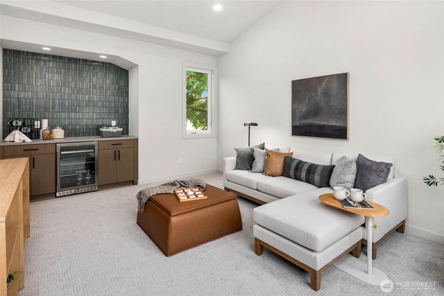 13121 NE 104th Street, Kirkland, WA 98033
