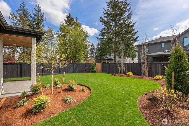 13121 NE 104th Street, Kirkland, WA 98033