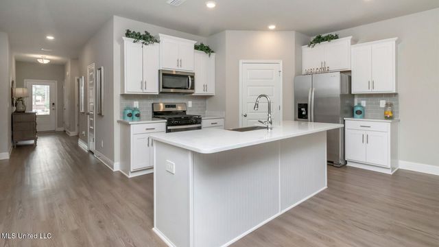 9508 Mossy Road, Biloxi, MS 39532