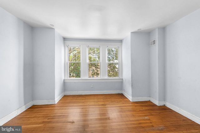 958 WAGNER AVE, Philadelphia, PA 19141