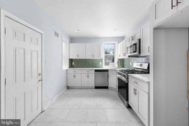 958 WAGNER AVE, Philadelphia, PA 19141