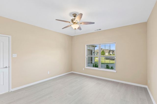 1516 Kinglet Street, Desoto, TX 75115