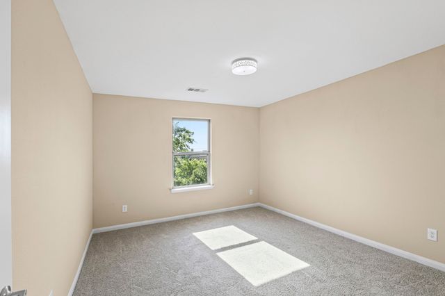 1516 Kinglet Street, Desoto, TX 75115