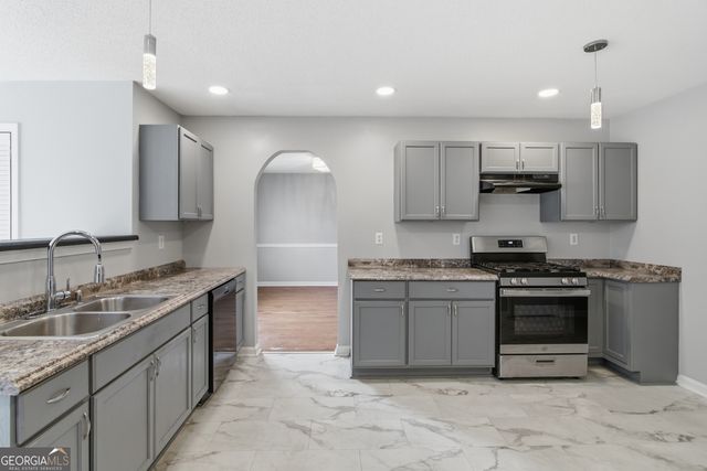 6169 Remington Park, Lithonia, GA 30058