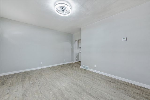 1112 Stieren Ave, Brackenridge, PA 15014