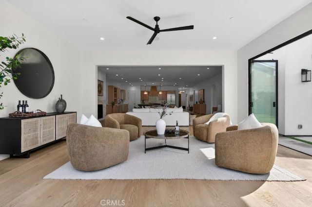 2587 Willo Lane, Costa Mesa, CA 92627