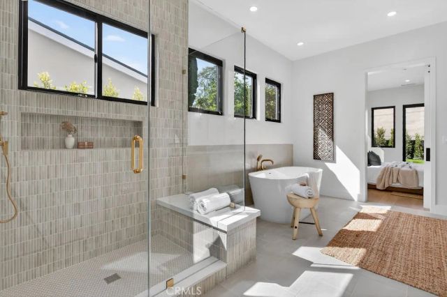 2587 Willo Lane, Costa Mesa, CA 92627