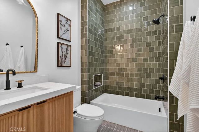 2587 Willo Lane, Costa Mesa, CA 92627