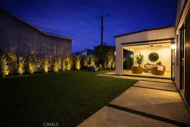 2587 Willo Lane, Costa Mesa, CA 92627