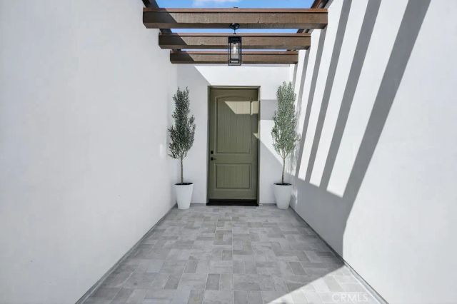 2587 Willo Lane, Costa Mesa, CA 92627