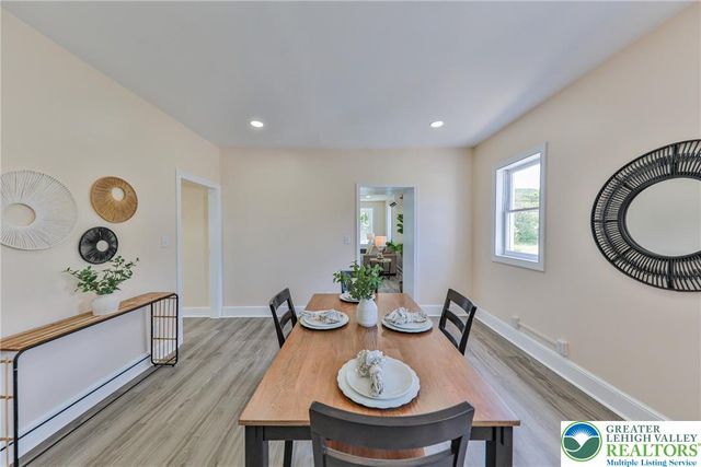 1113 East Emmaus Avenue, Allentown City, PA 18103