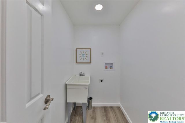1113 East Emmaus Avenue, Allentown City, PA 18103