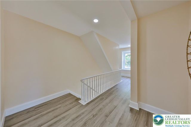 1113 East Emmaus Avenue, Allentown City, PA 18103