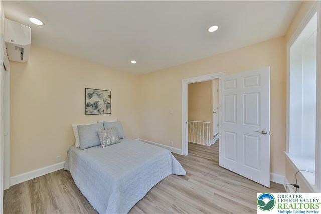 1113 East Emmaus Avenue, Allentown City, PA 18103