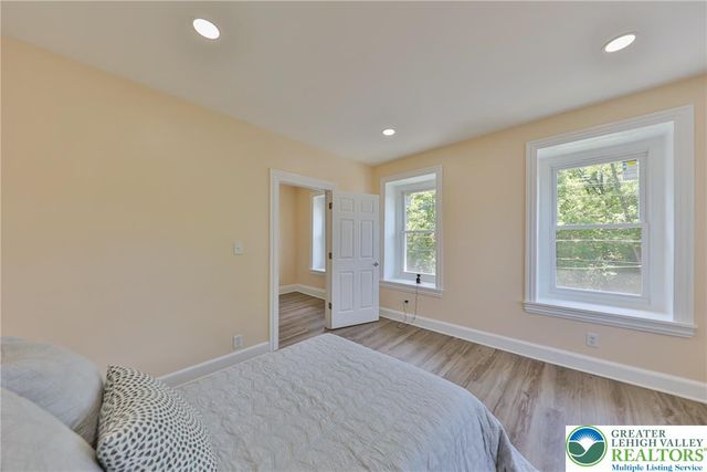 1113 East Emmaus Avenue, Allentown City, PA 18103
