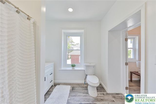 1113 East Emmaus Avenue, Allentown City, PA 18103