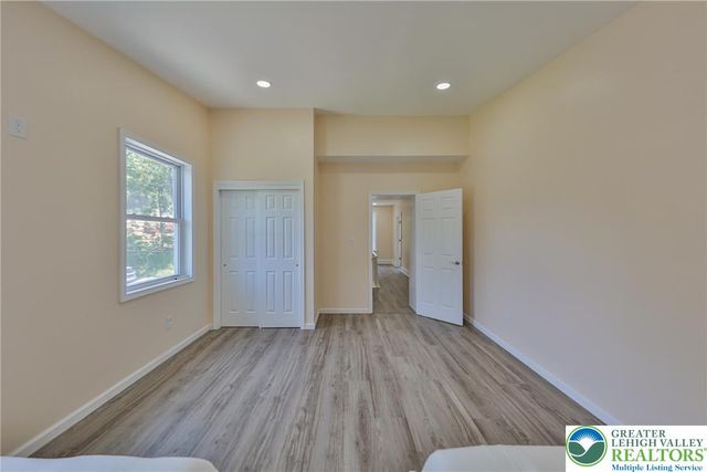 1113 East Emmaus Avenue, Allentown City, PA 18103