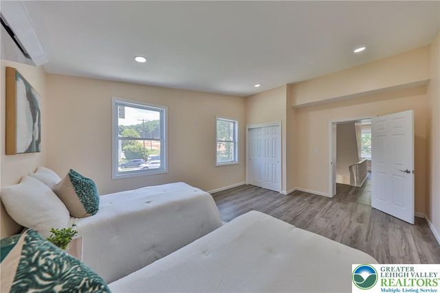 1113 East Emmaus Avenue, Allentown City, PA 18103