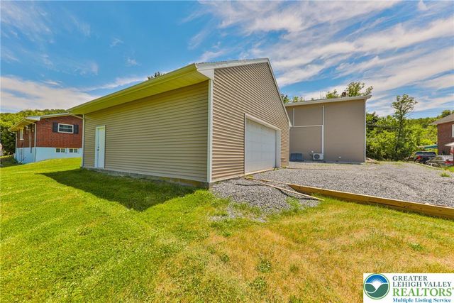 1113 East Emmaus Avenue, Allentown City, PA 18103