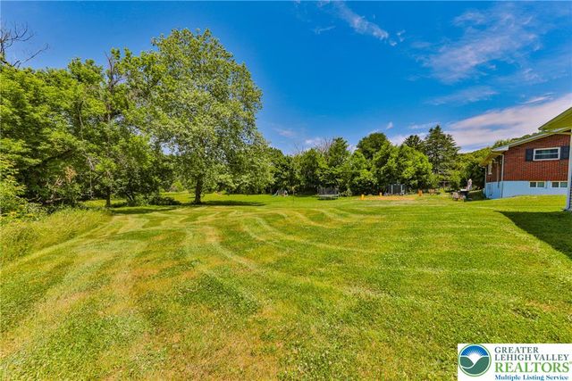 1113 East Emmaus Avenue, Allentown City, PA 18103
